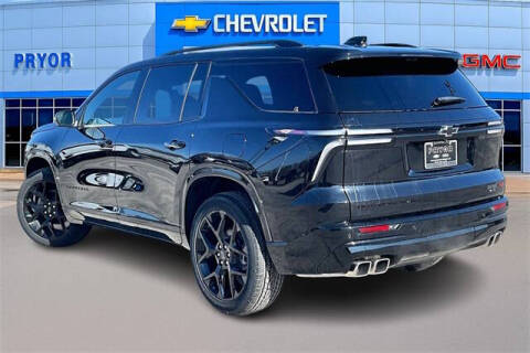 2025 Chevrolet Traverse RS