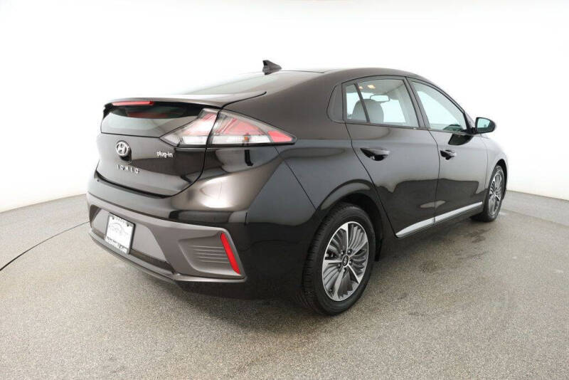 2021 Hyundai Ioniq Plug-in Hybrid SE