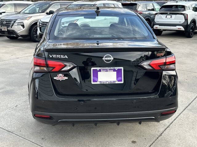 2025 Nissan Versa SR
