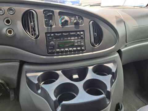 2008 Ford E-Series E-350 SD XLT