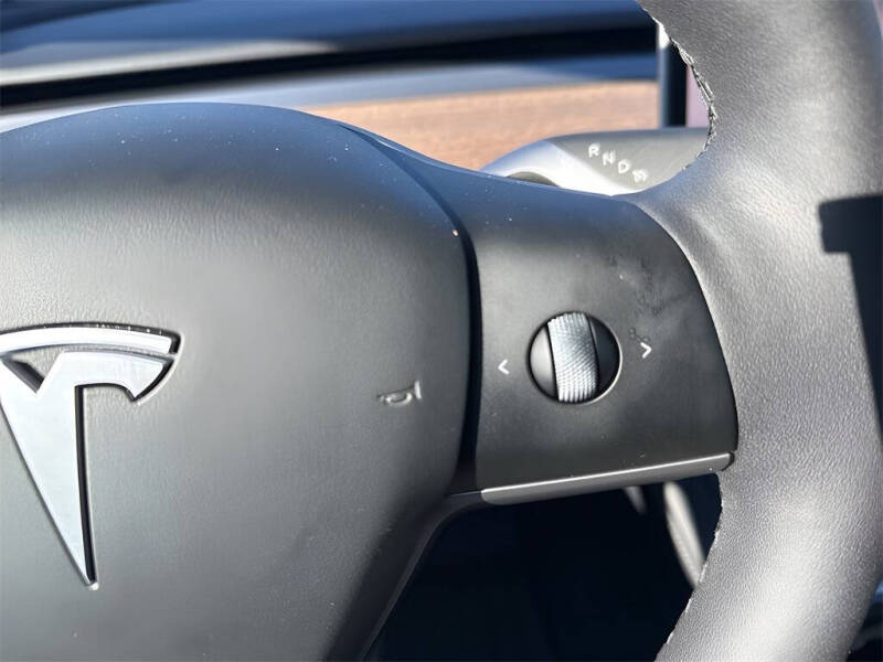 2025 Tesla Model Y Long Range