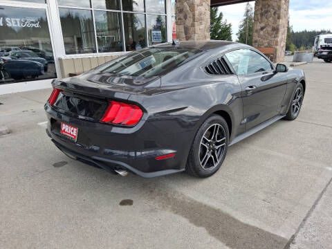2022 Ford Mustang EcoBoost