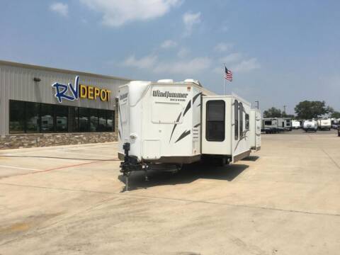 2014 Forest River WINDJAMMER 3008W for sale at Ultimate RV in White Settlement TX