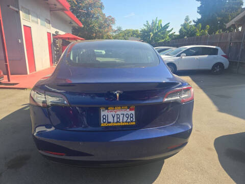 2019 Tesla Model 3 Standard Range