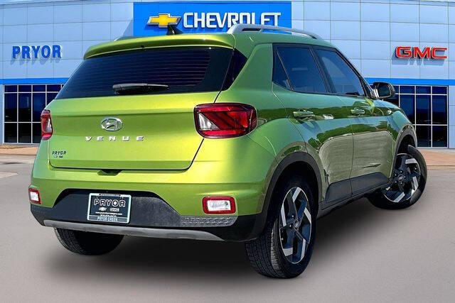 2021 Hyundai Venue SEL