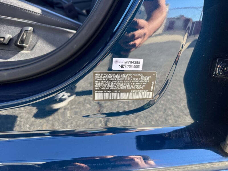 2020 Volkswagen Passat R-Line