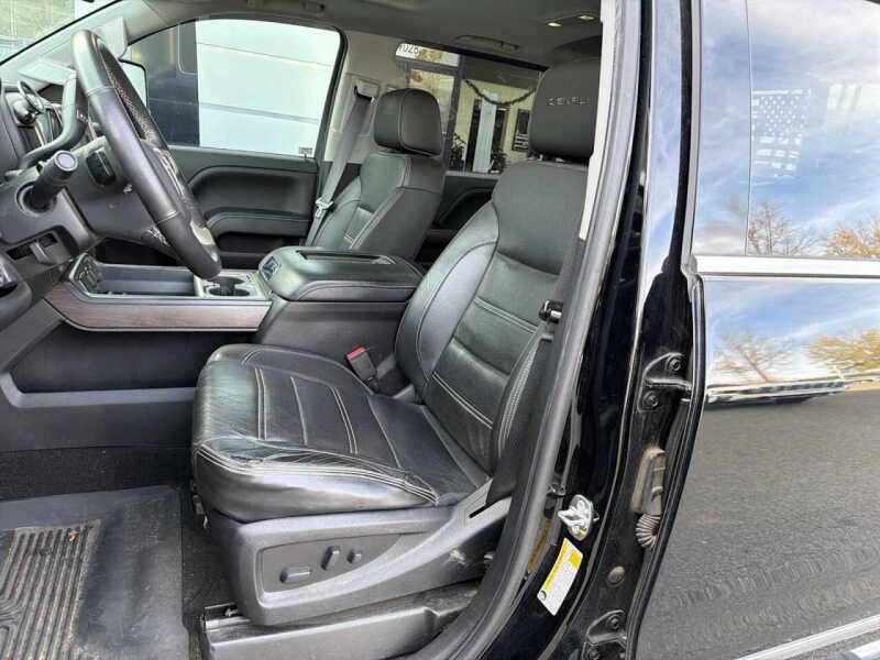 2018 GMC Sierra 2500HD Denali