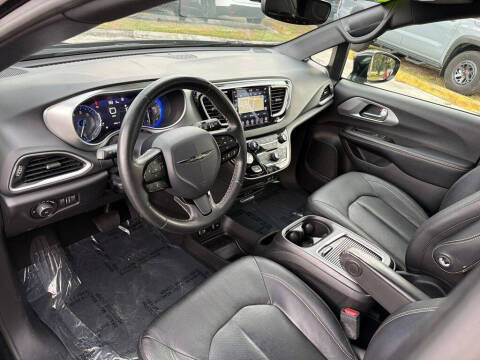 2020 Chrysler Pacifica Touring L Plus