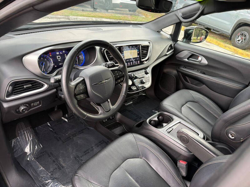 2020 Chrysler Pacifica Touring L Plus