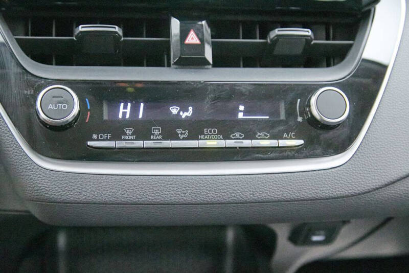 2025 Toyota Corolla Hybrid LE