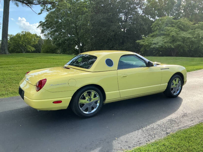 2002 Ford Thunderbird Deluxe
