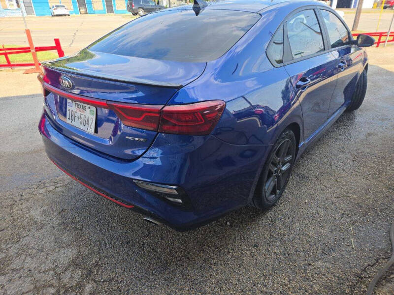 2021 Kia Forte GT Line