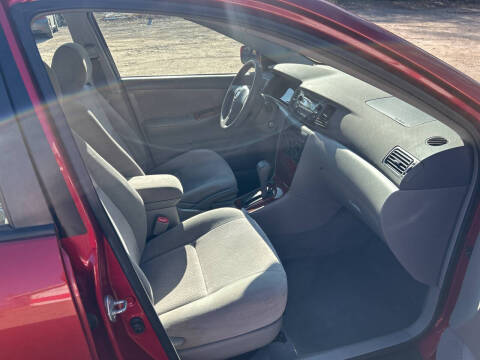 2005 Toyota Corolla LE