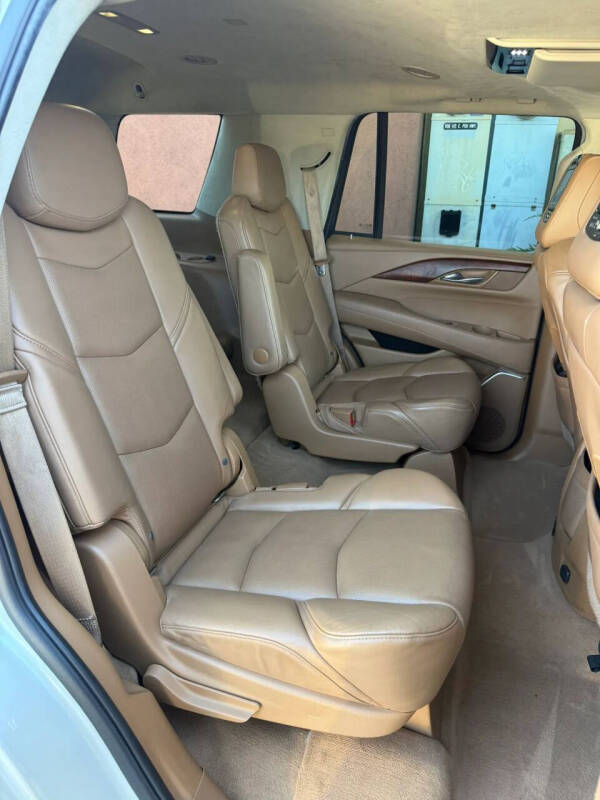 2015 Cadillac Escalade Platinum