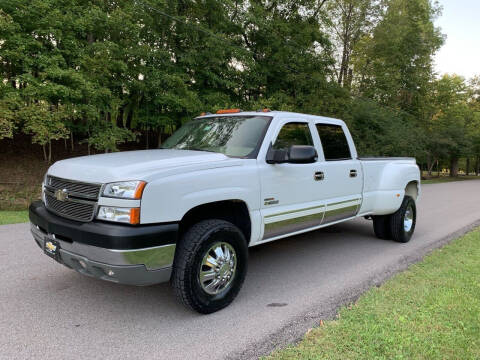 2005 Chevrolet Silverado 3500 for sale at Gateway Car Connection in Eureka MO