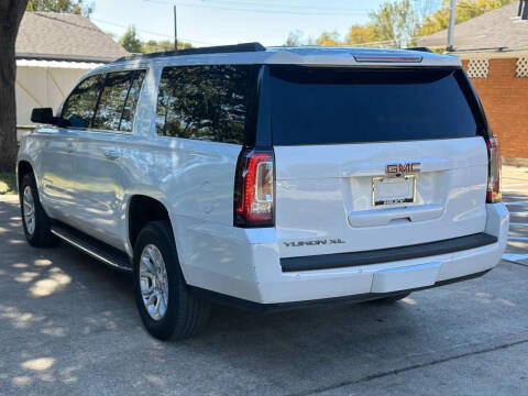 2017 GMC Yukon XL SLT