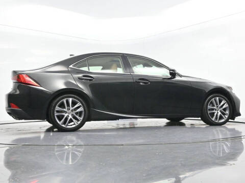 2019 Lexus IS 300