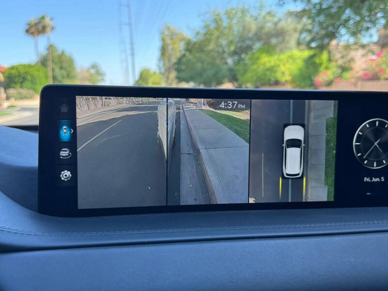 2023 Genesis GV80 2.5T