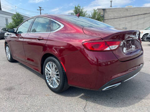 2016 Chrysler 200 Limited