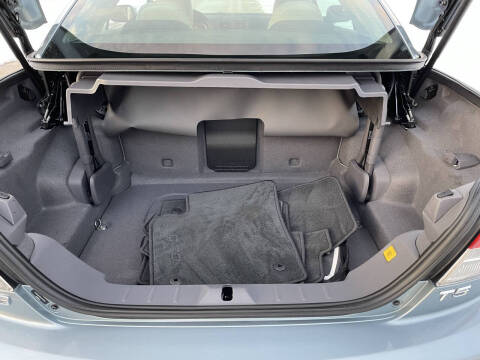 2013 Volvo C70 T5 Premier Plus