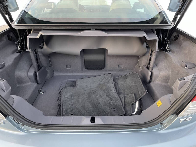 2013 Volvo C70 T5 Premier Plus