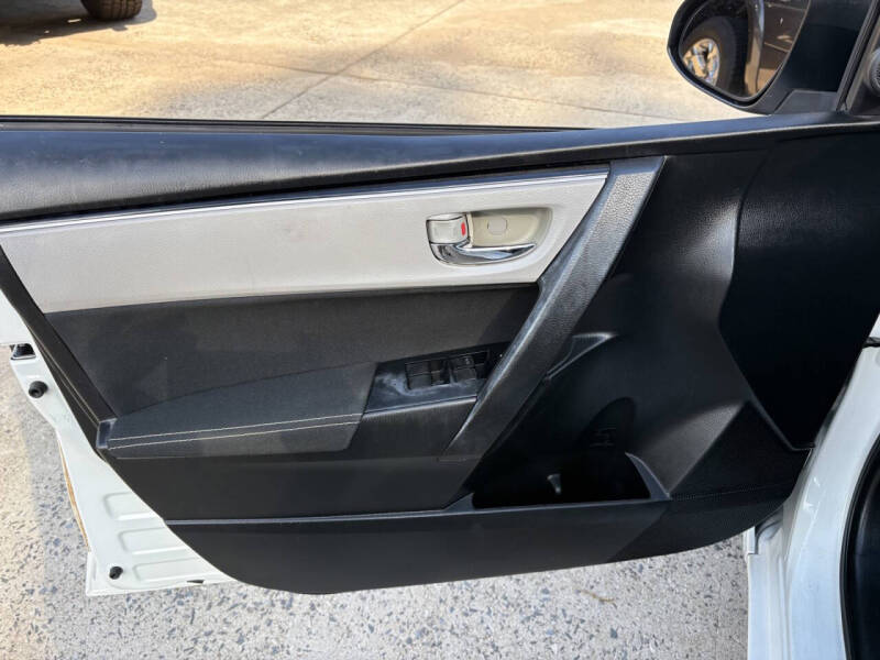 2017 Toyota Corolla LE