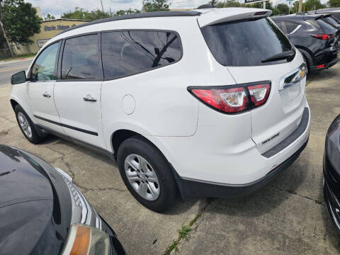 2017 Chevrolet Traverse LS