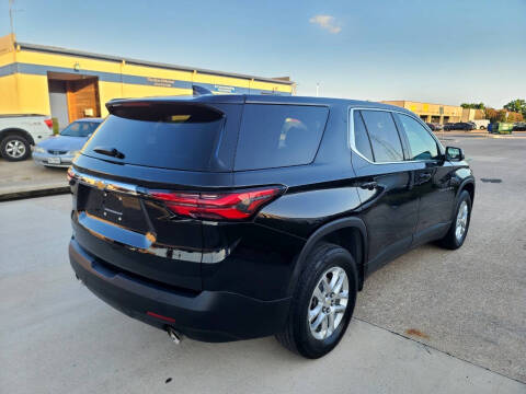 2023 Chevrolet Traverse LS