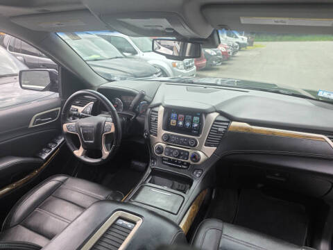 2017 GMC Yukon Denali