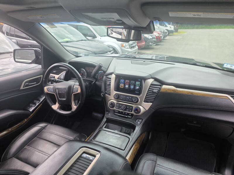 2017 GMC Yukon Denali