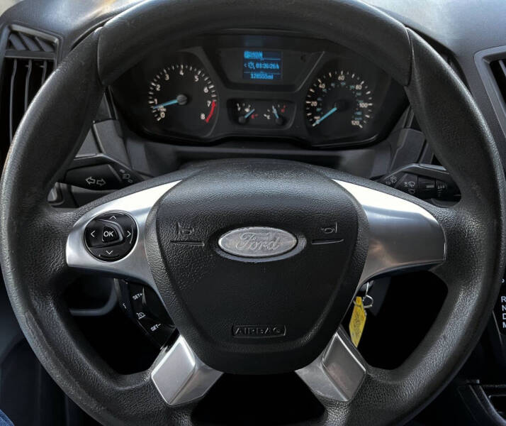 2016 Ford Transit Base photo 17