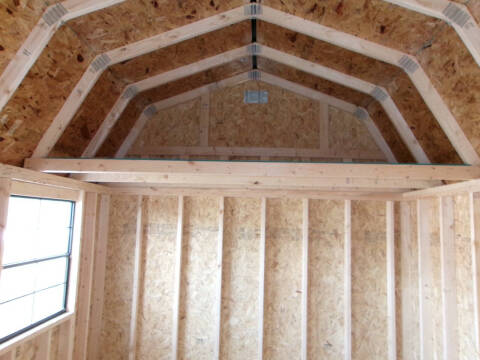 10 x 20 side  lofted barn
