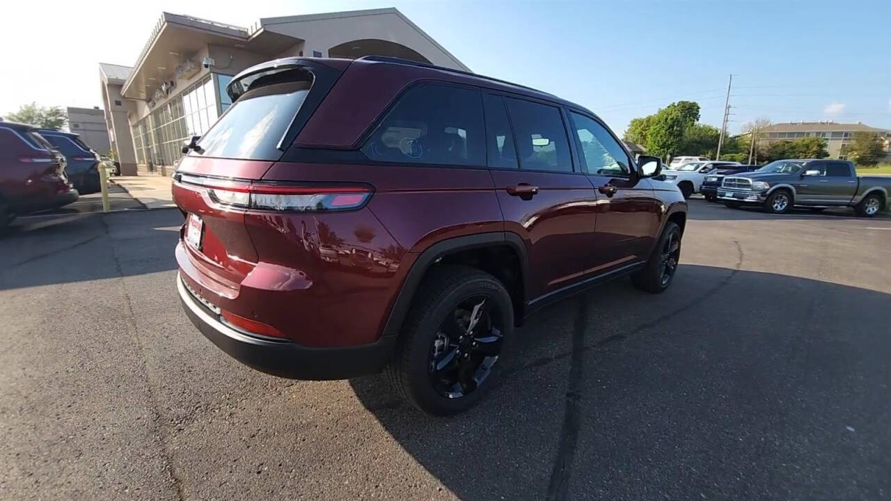 2024 Jeep Grand Cherokee for sale at Victoria Auto Sales in Victoria, MN