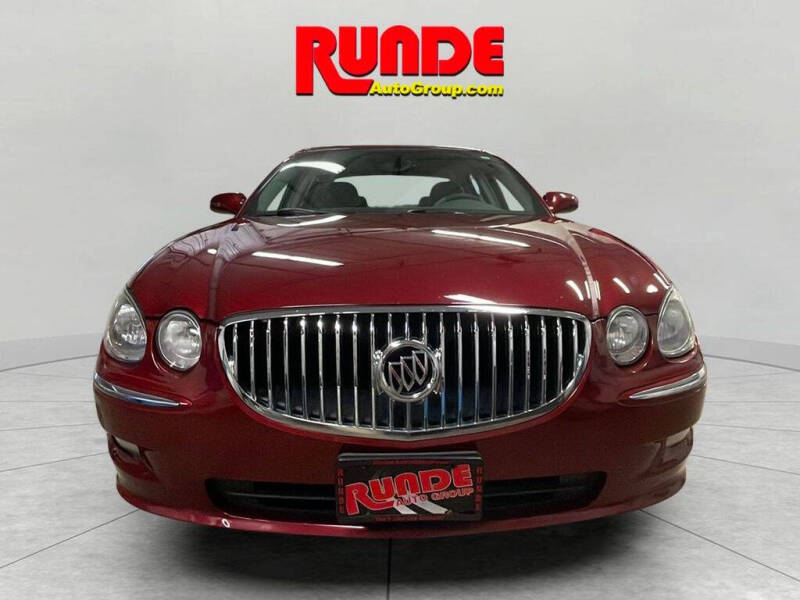 Used 2008 Buick LaCrosse CXL with VIN 2G4WD582081370975 for sale in Hazel Green, WI
