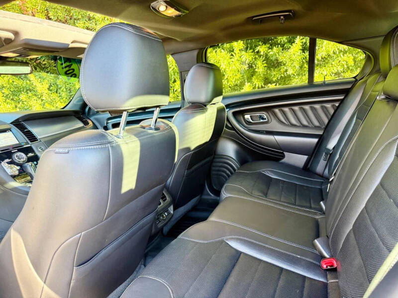 2017 Ford Taurus SHO