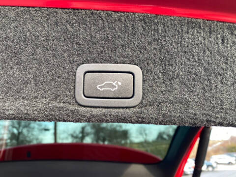 2012 Volvo XC60 T6 R-Design Platinum