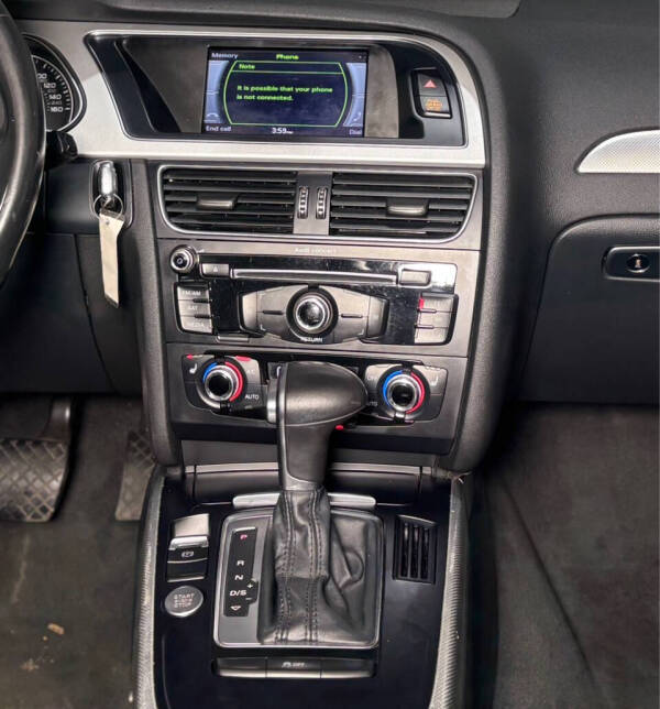 2016 Audi A4 2.0T quattro Premium