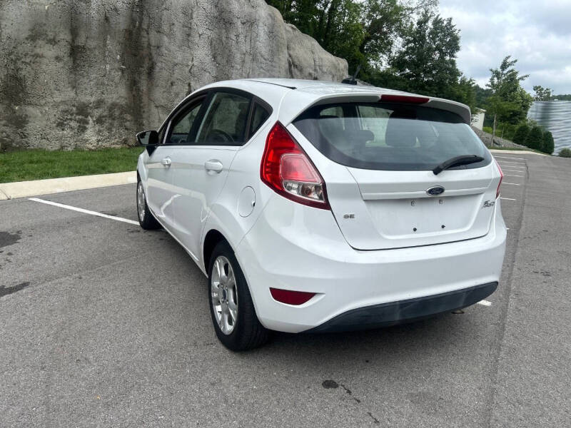 2015 Ford Fiesta SE
