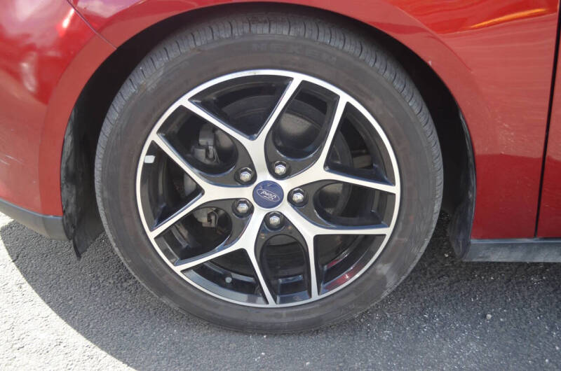 2017 Ford Focus SEL