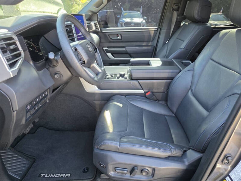 2023 Toyota Tundra Platinum HV