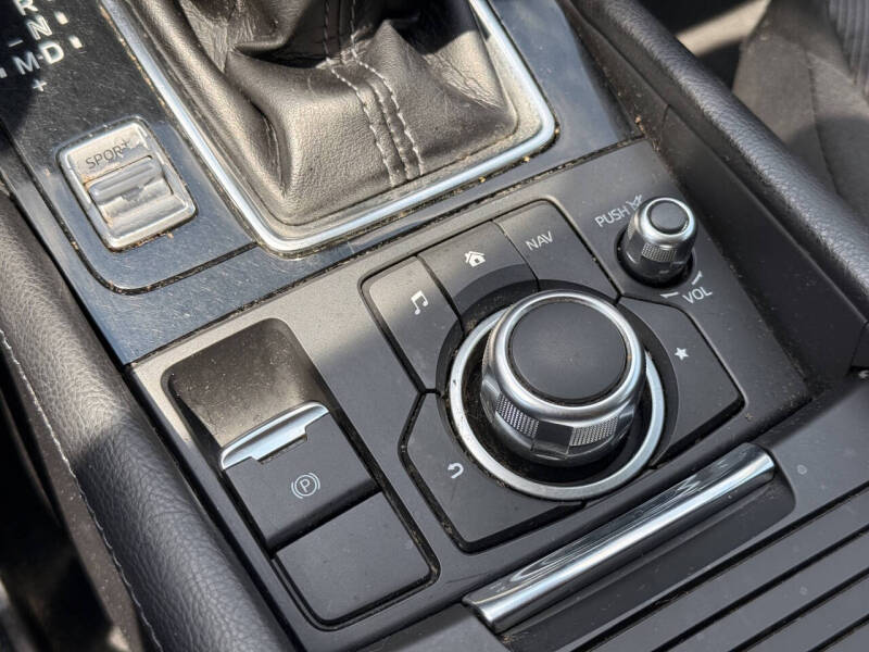 2018 Mazda MAZDA3 Sport
