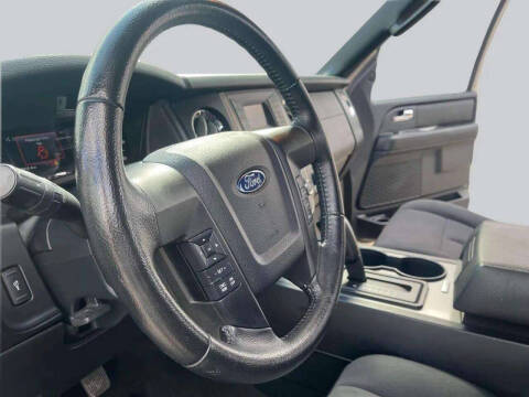 2017 Ford Expedition XL Fleet
