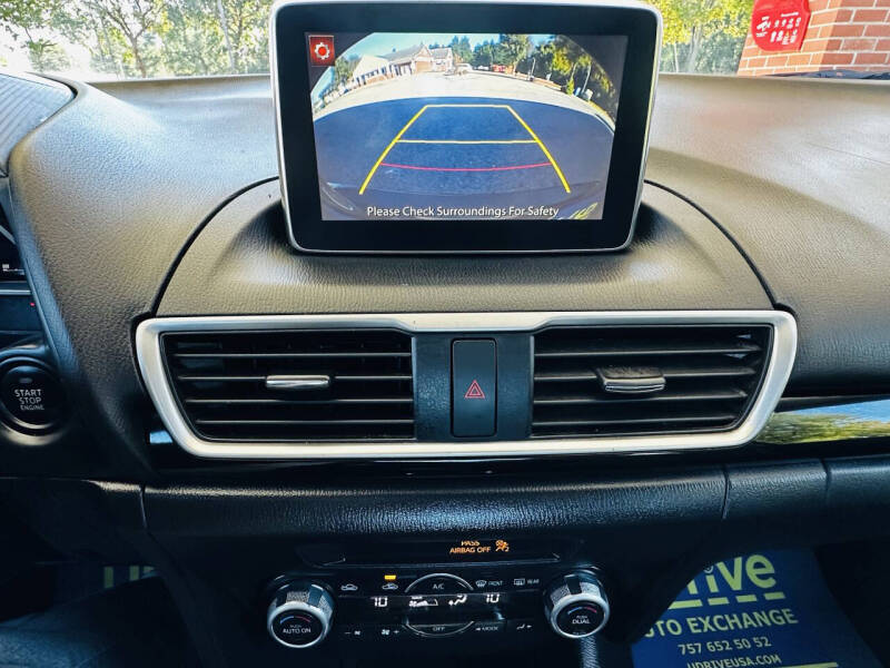 2015 Mazda MAZDA3 i Touring