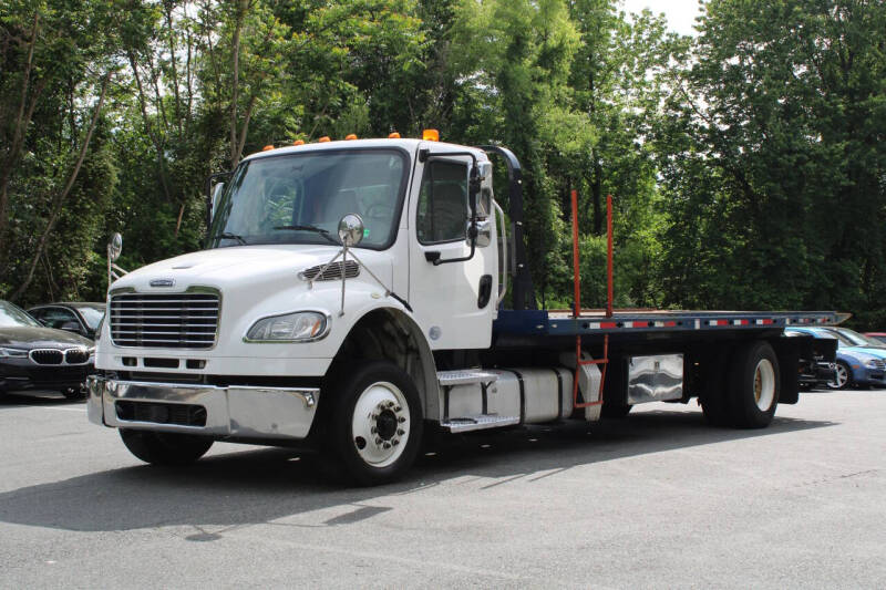 2018 Freightliner M2 106