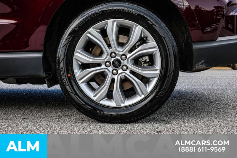 2024 Ford Edge Titanium