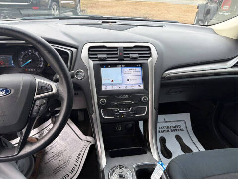 2019 Ford Fusion Hybrid SE