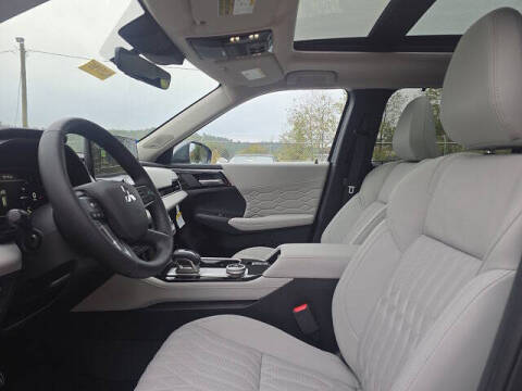 2025 Mitsubishi Outlander SEL