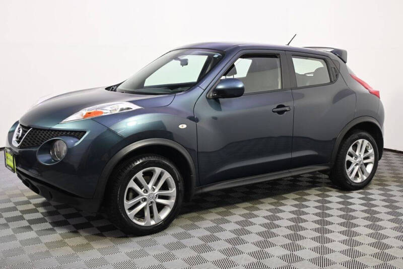 Used 2014 Nissan JUKE S with VIN JN8AF5MR9ET451835 for sale in Minnetonka, Minnesota