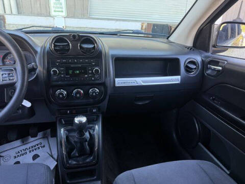 2016 Jeep Compass Sport