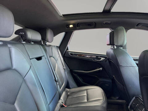 2018 Porsche Macan